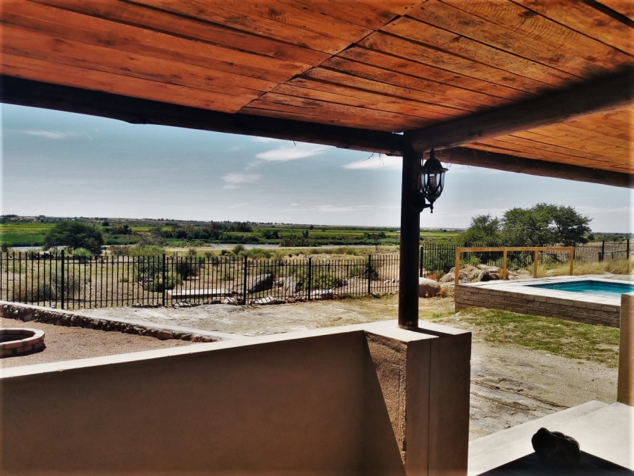 Commercial Property for Sale in Upington Rural Northern Cape